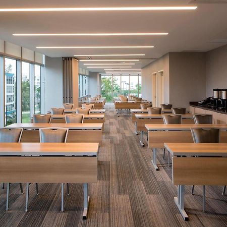 Residence Inn Miami Съни Айлс Бийч Екстериор снимка