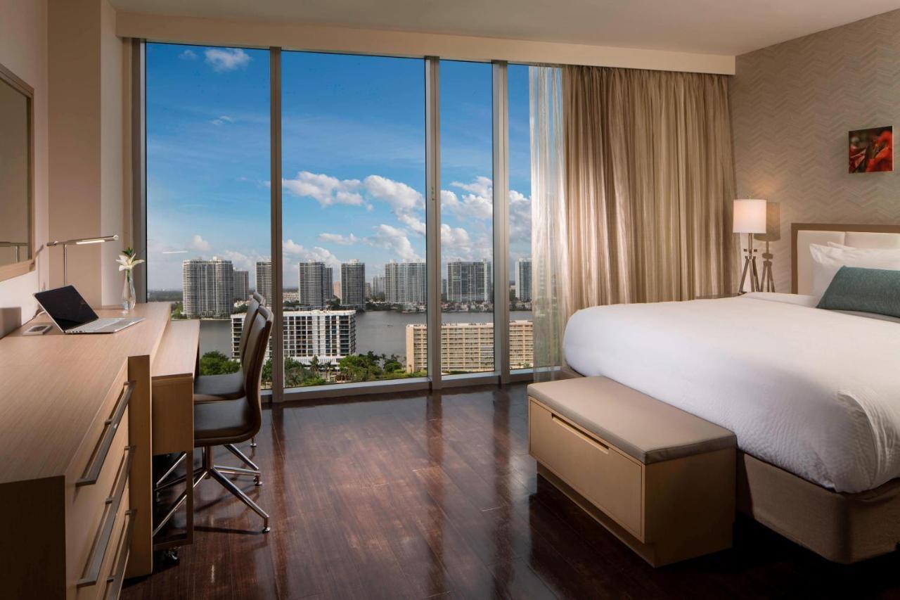 Residence Inn Miami Съни Айлс Бийч Екстериор снимка