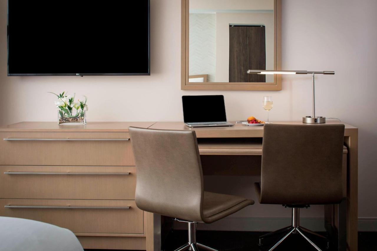 Residence Inn Miami Съни Айлс Бийч Екстериор снимка