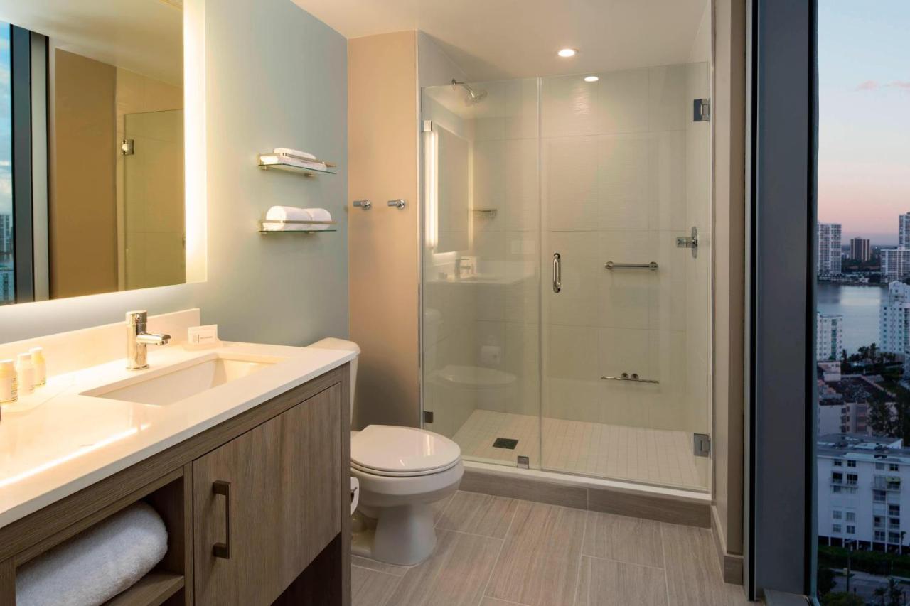 Residence Inn Miami Съни Айлс Бийч Екстериор снимка