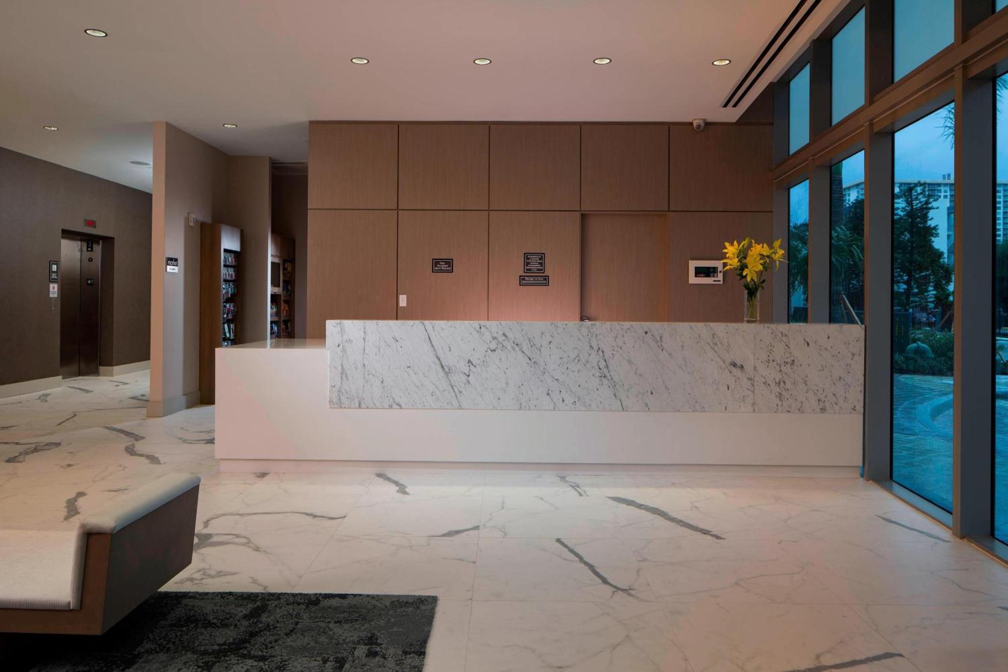 Residence Inn Miami Съни Айлс Бийч Екстериор снимка