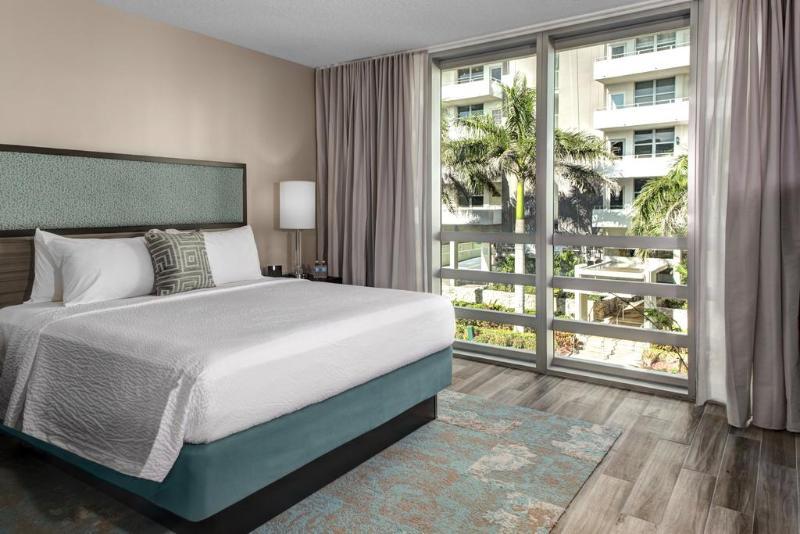 Residence Inn Miami Съни Айлс Бийч Екстериор снимка