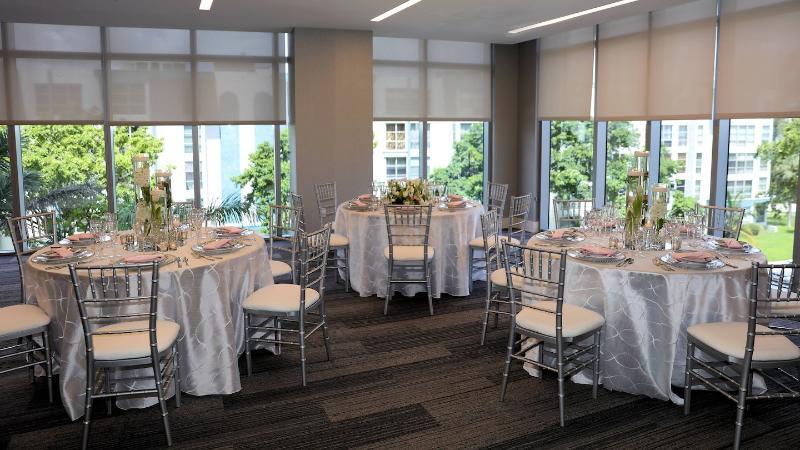 Residence Inn Miami Съни Айлс Бийч Екстериор снимка